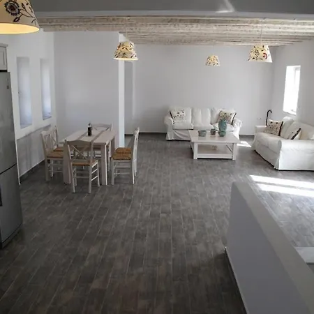Holiday home Achilleas *